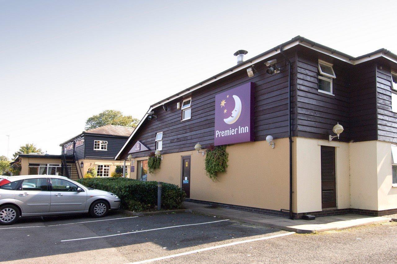 Premier Inn Cheltenham North West Exterior photo